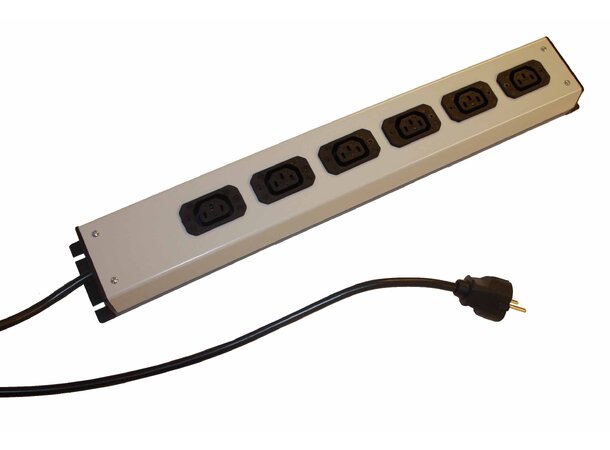 6-veis 19" forgreiner - 6 x apparatuttak Alcadon: 3m ledning 
