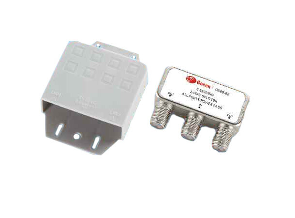 Splitter inne satellitt 2-veis inkl. hus 2400MHz, DC pass, F porter på en side 