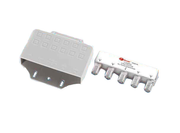 Splitter inne satellitt 4-veis inkl. hus 2400MHz, DC pass, F porter på en side 