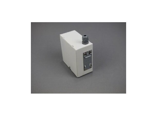 Panel m/DIN-feste - 12/24 fiber Hvit Alu m/Adapterplate LCD/ SCS/ E2000 og FC/ST 