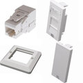 ECS 1xRJ45 UTP Cat6 Innfelt Komplett produkt - Rett uttak - Tooless