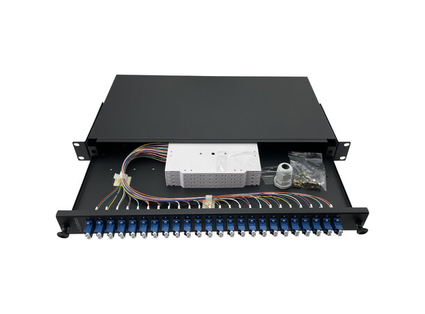 Fiberpanel 19'' SM 24xLCD 1U 48F LC/UPC inkl fiberhaler