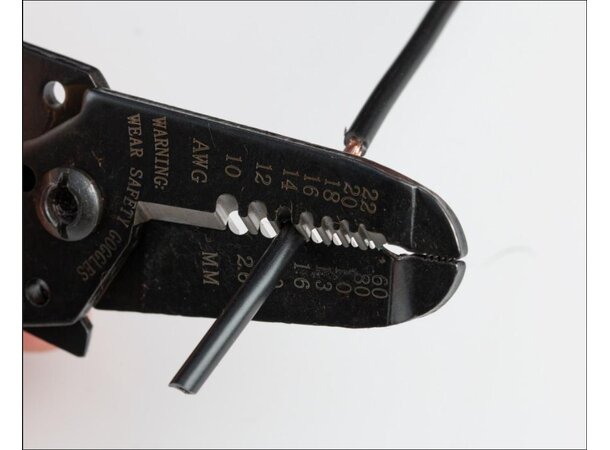 Wire stripper 10-22 AWG Cable & Wire and fibre jacket stripping 