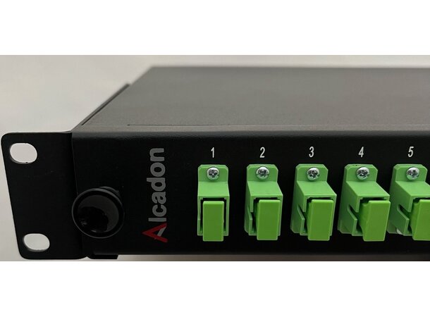 Fiberpanel 19'' SM 12xSCS 1U 12F SC/APC inkl fiberhaler 