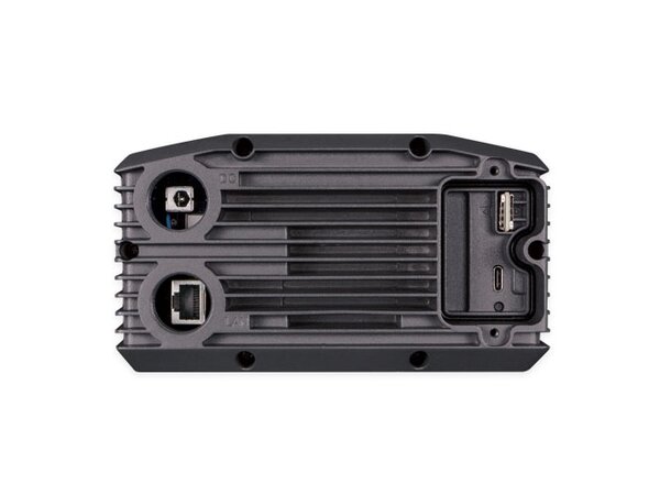 Industri 5G NR/4G LTE Utendørs Gateway 1 port 1Gbps PoE+, IP68, Dual SIM 